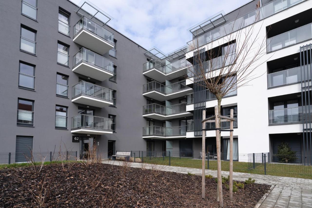 Lotte Apartment - Parking Podziemny, Osiedle Strzezone Gliwice Bagian luar foto