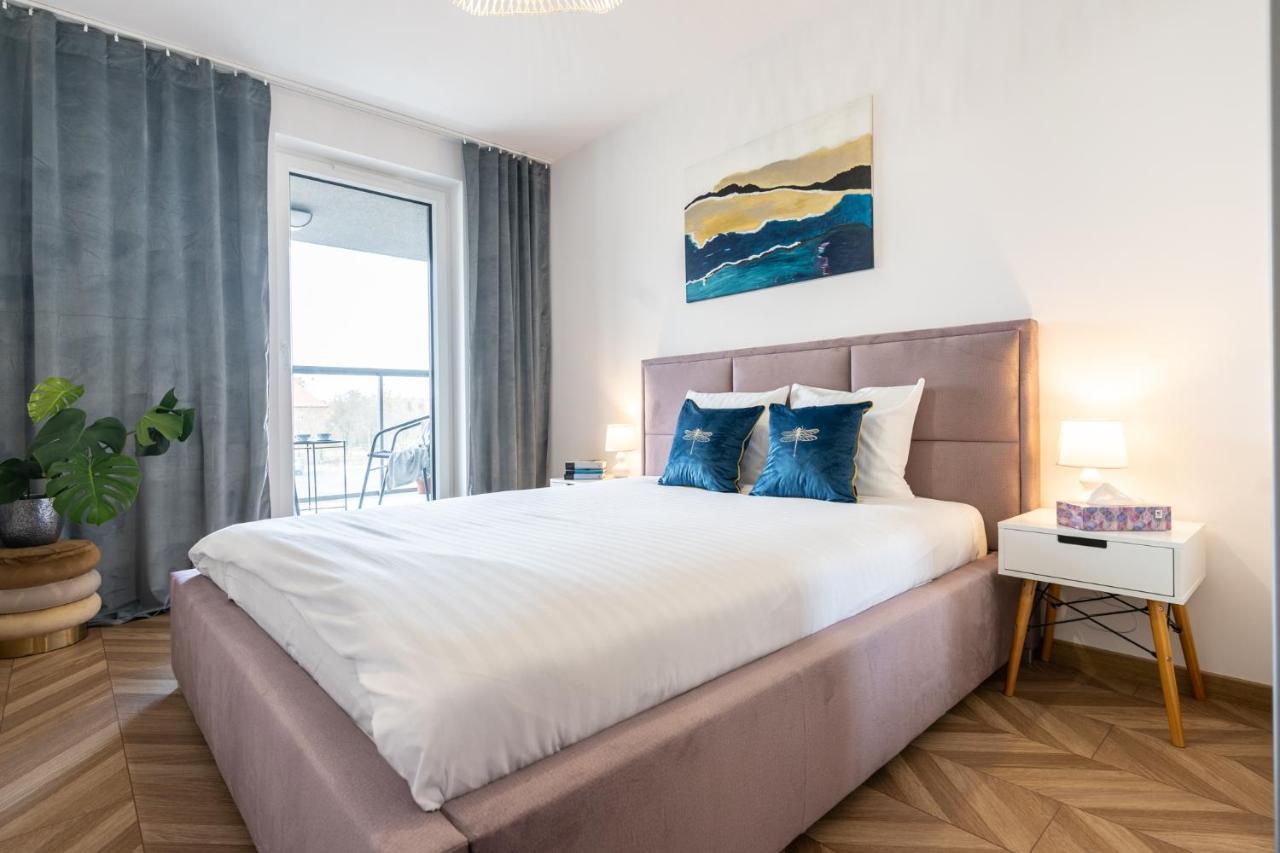 Lotte Apartment - Parking Podziemny, Osiedle Strzezone Gliwice Bagian luar foto
